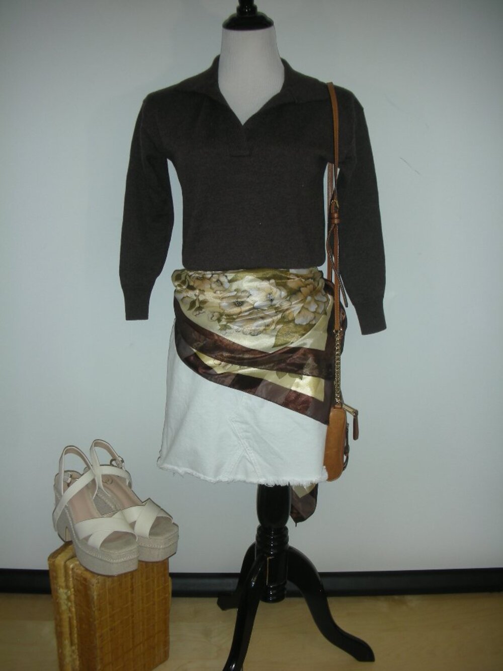 Wilfred Brown 100% Merino Wool Cropped Polo Sweater 2XS Quiet Luxury